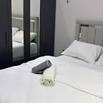 Amora Apartment