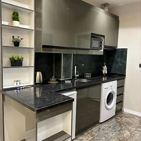 Amora Apartment