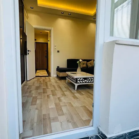 Amora Apartment