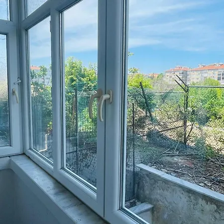 Amora Apartment *